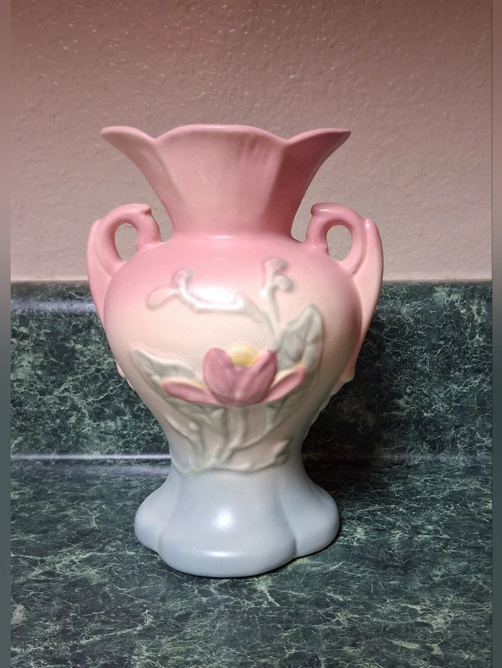 VINTAGE HULL ART POTTERY YELLOW MAGNOLIA 6 1/2